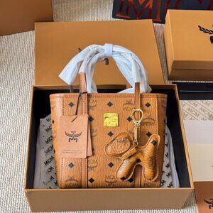 MCM New Shopping Bag Handbag/Shoulder Bag